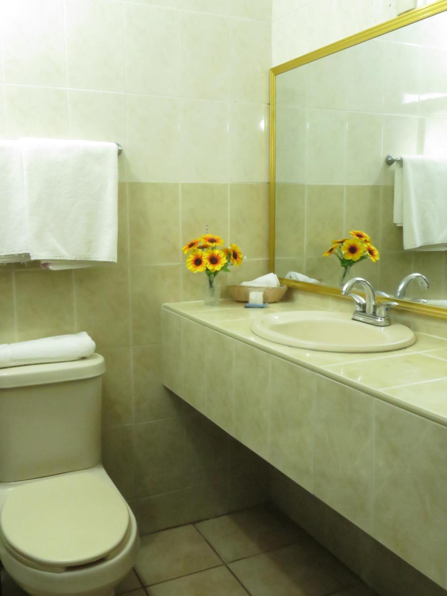 Hotel Los Girasoles Tepic Eksteriør billede